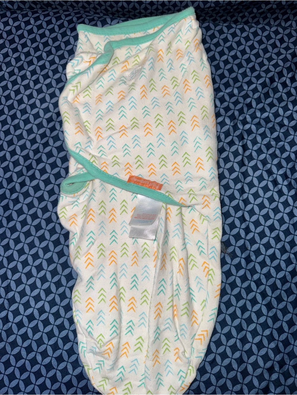 SwaddleMe White Sleep Sack with Mint Trim and Multicolor Arrow Print